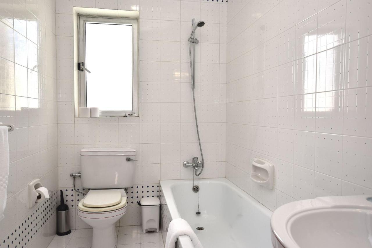 2 Bedroom, Bright & Central Top Floor Apartment - 5 Msida Exterior photo