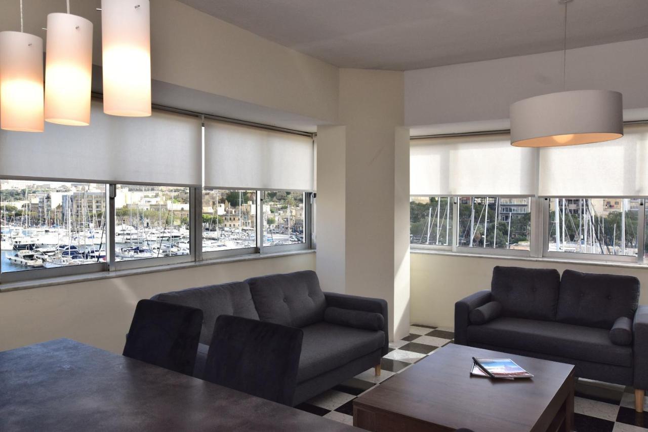 2 Bedroom, Bright & Central Top Floor Apartment - 5 Msida Exterior photo