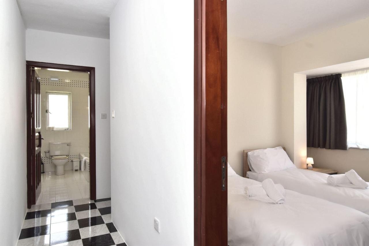 2 Bedroom, Bright & Central Top Floor Apartment - 5 Msida Exterior photo